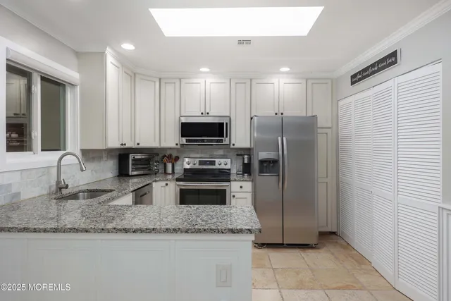 $429,000 | 50 Friendship Court, Red Bank, NJ 07701