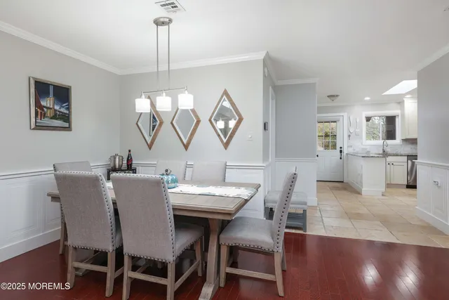 $429,000 | 50 Friendship Court, Red Bank, NJ 07701