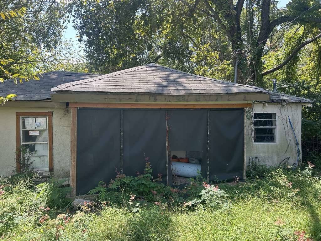 305 West End Street Terrell, TX 75160 - Photo 5 of 6