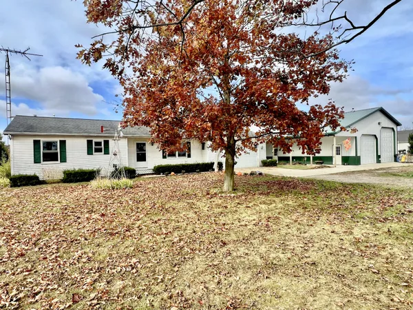 $287,500 | 9632 Fowle Road, Jonesville, MI 49250
