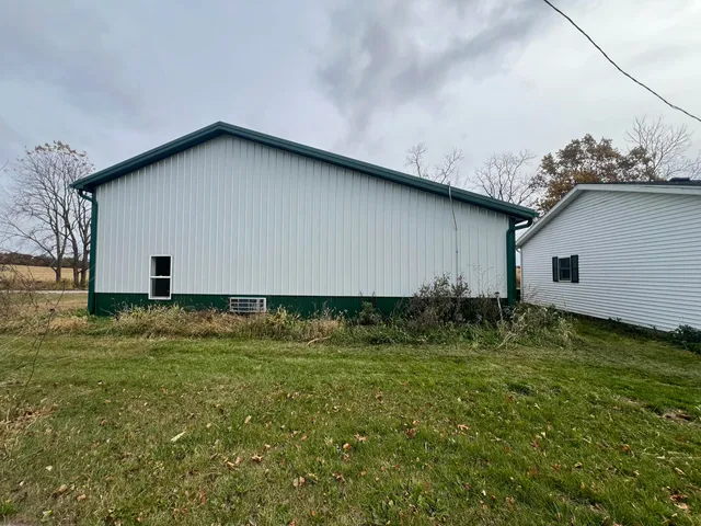 $329,900 | 9632 Fowle Road, Jonesville, MI 49250