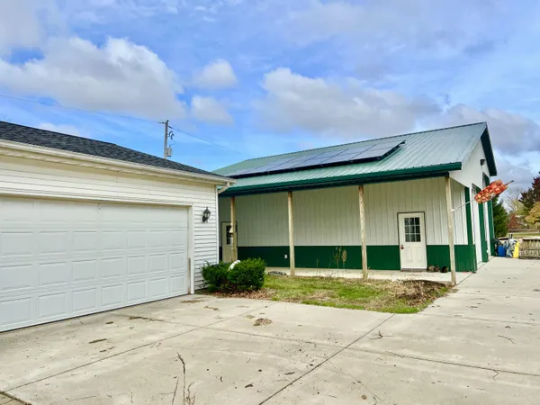 $287,500 | 9632 Fowle Road, Jonesville, MI 49250