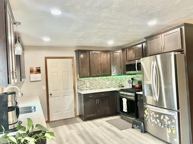 $329,900 | 9632 Fowle Road, Jonesville, MI 49250