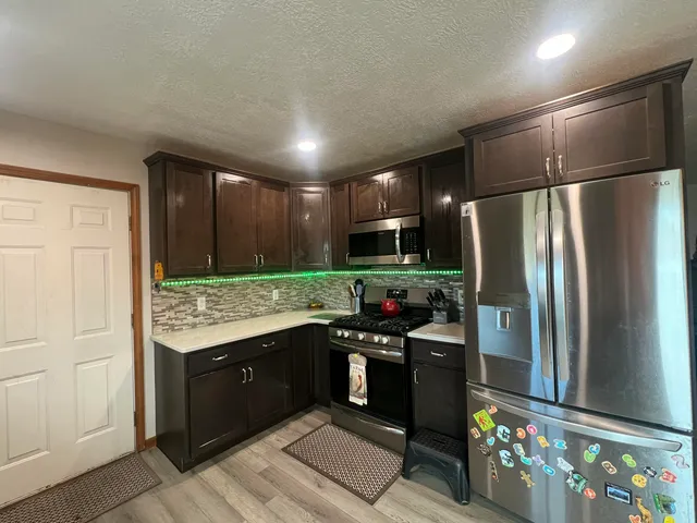 $329,900 | 9632 Fowle Road, Jonesville, MI 49250