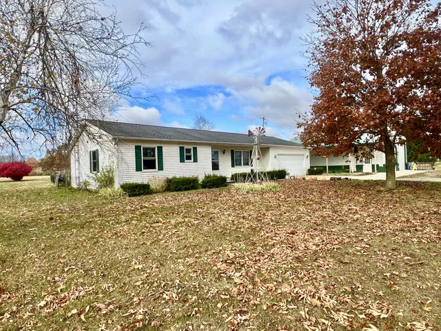 $329,900 | 9632 Fowle Road, Jonesville, MI 49250