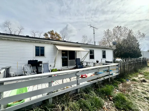 $287,500 | 9632 Fowle Road, Jonesville, MI 49250