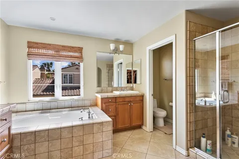 $1,590,000 | 21331 Veleta Circle, Huntington Beach, CA 92648