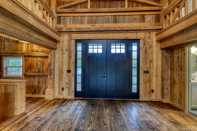 a view of an entrance door of the house