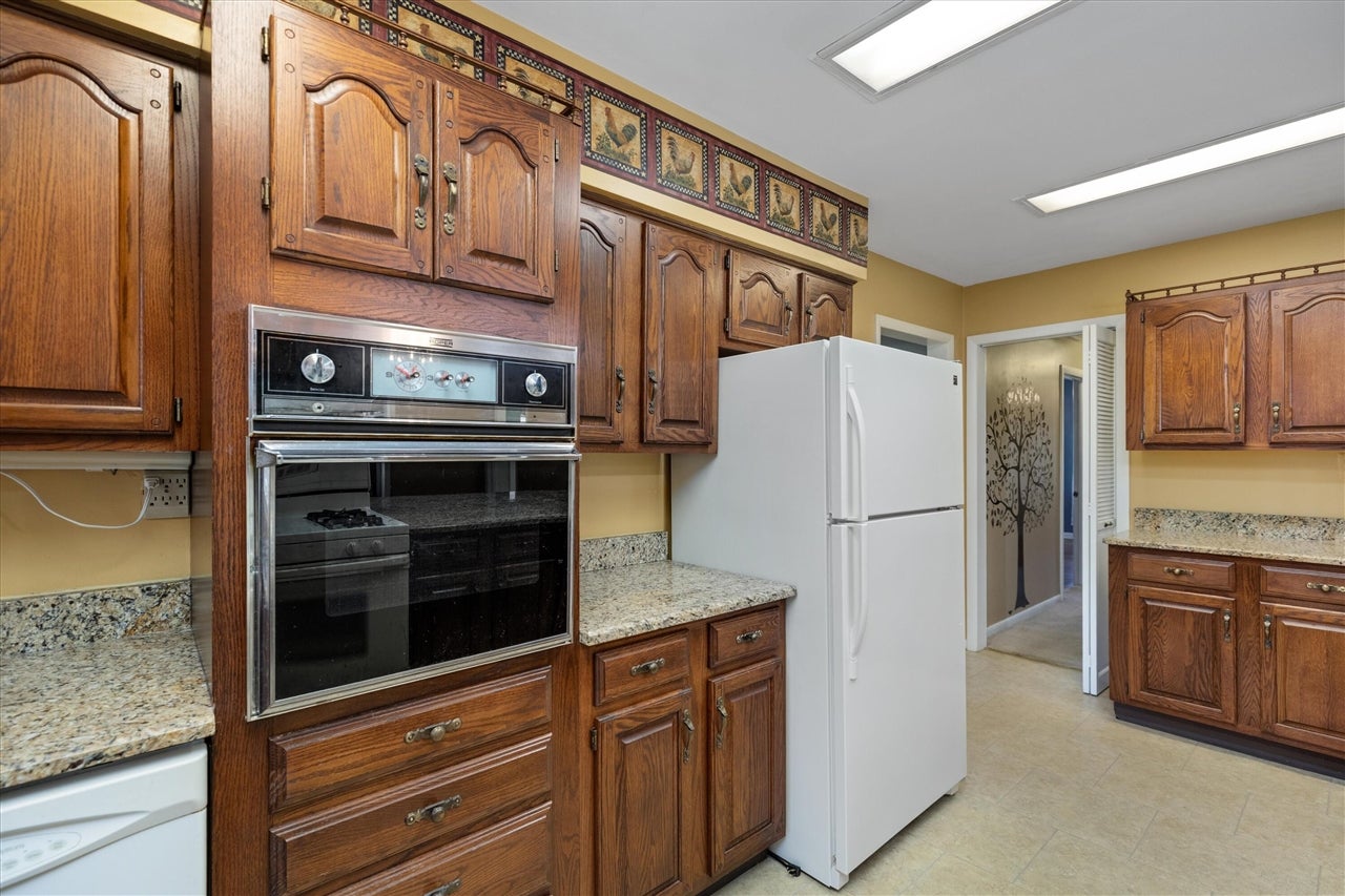 854 Vanderpool Avenue Troy, MI 48083 - Photo 20 of 42 Gallery Image 20