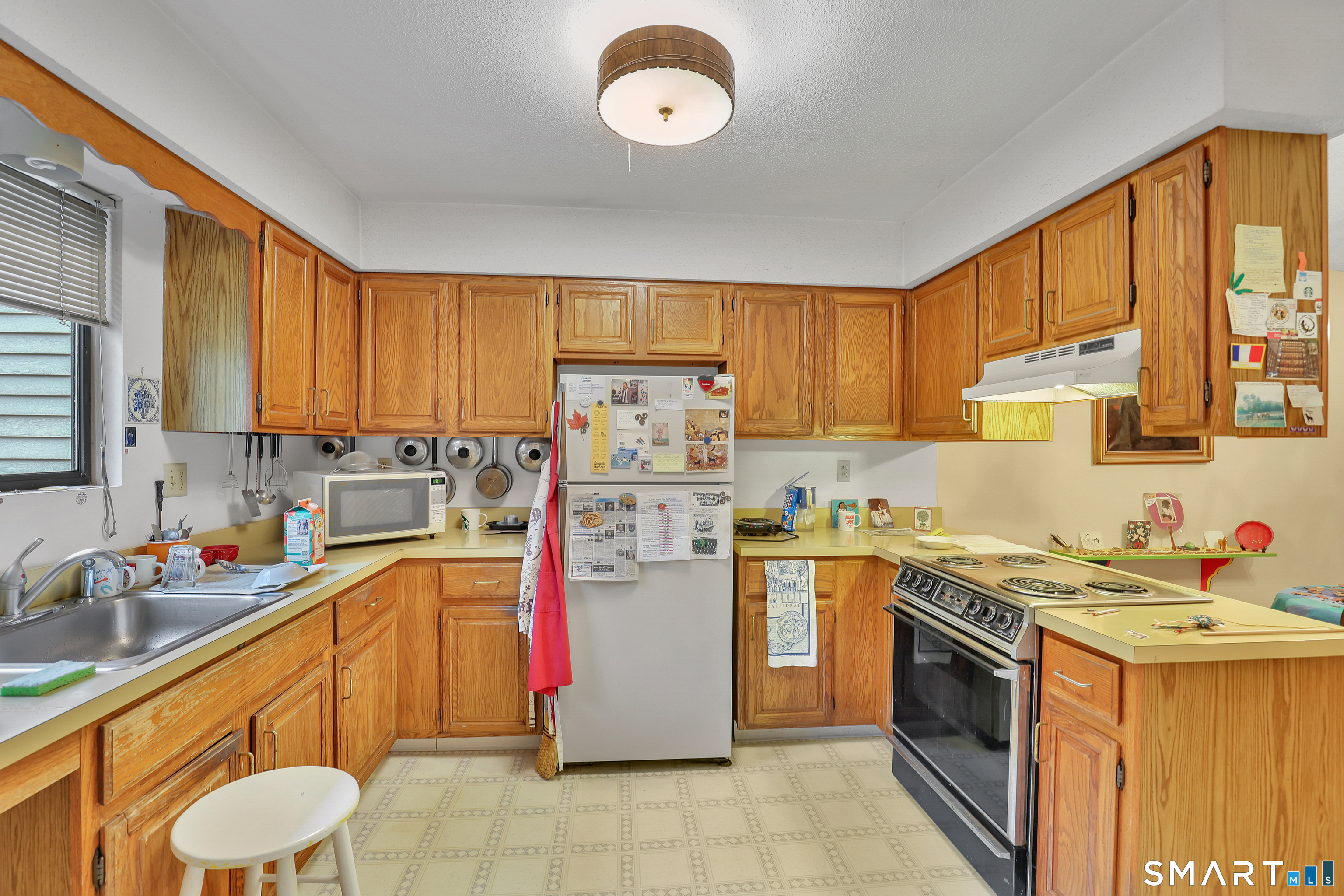 290 Treadwell Street, Unit 1402 Hamden, CT 06517 - Photo 4 of 14
