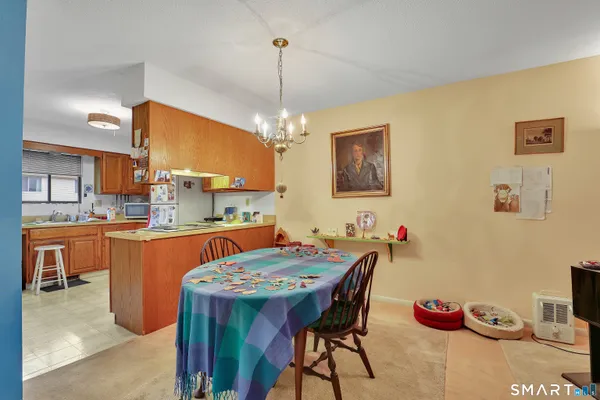 $235,000 | 290 Treadwell Street, Unit 1402, Hamden, CT 06517