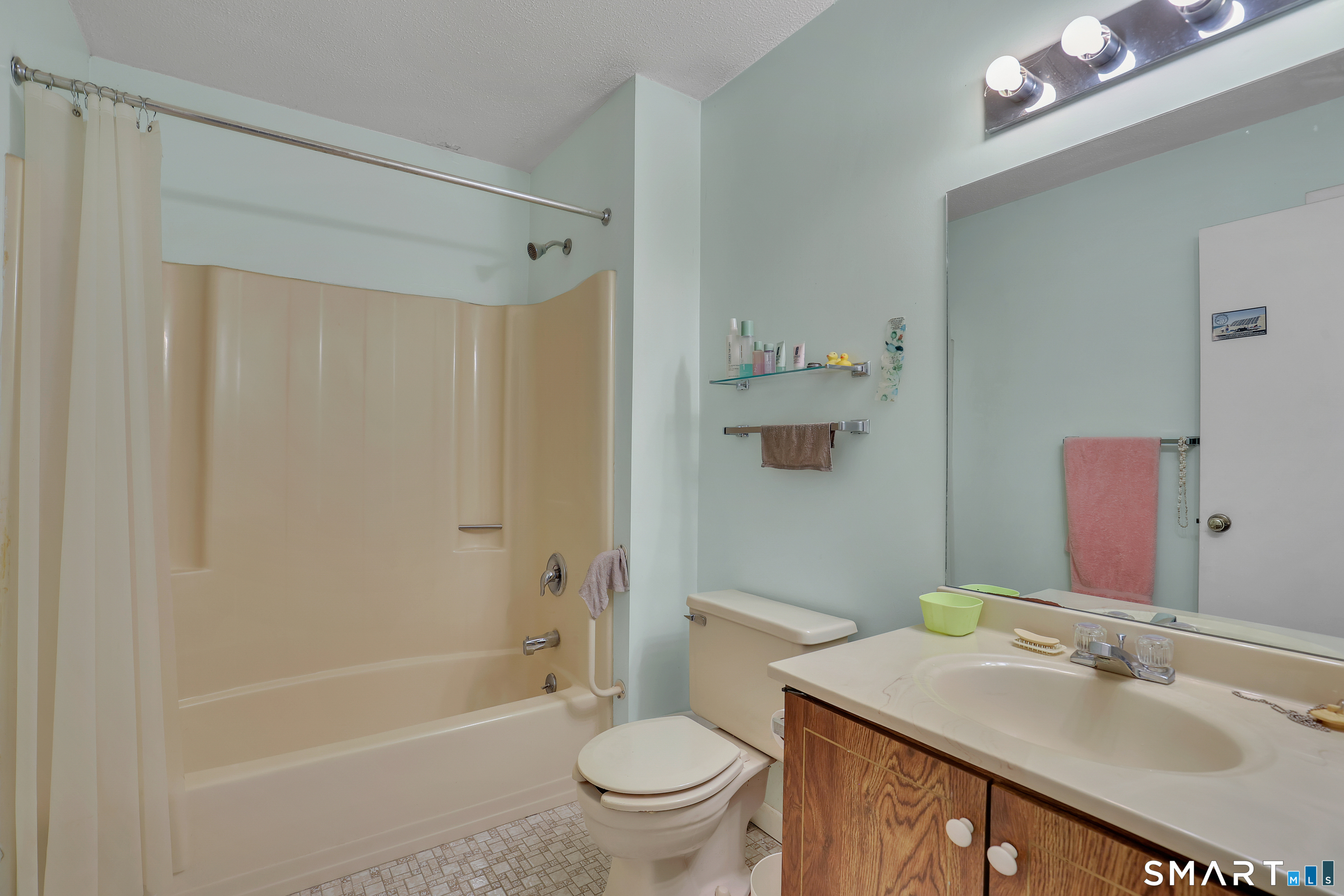 290 Treadwell Street, Unit 1402 Hamden, CT 06517 - Photo 8 of 14