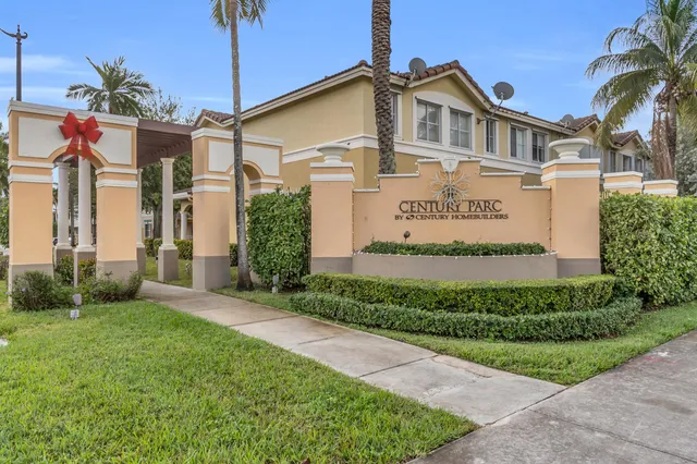 $2,700 | 8970 West Flagler Street, Unit 208, Miami, FL 33174