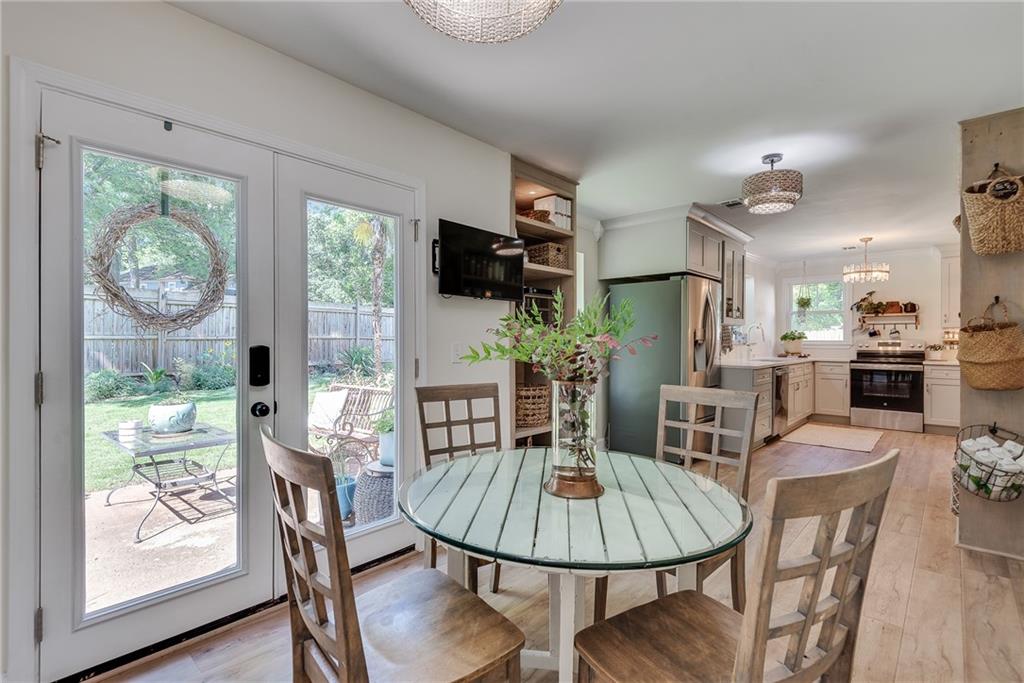 2802 Royal Bluff Decatur, GA 30030 - Photo 13 of 43