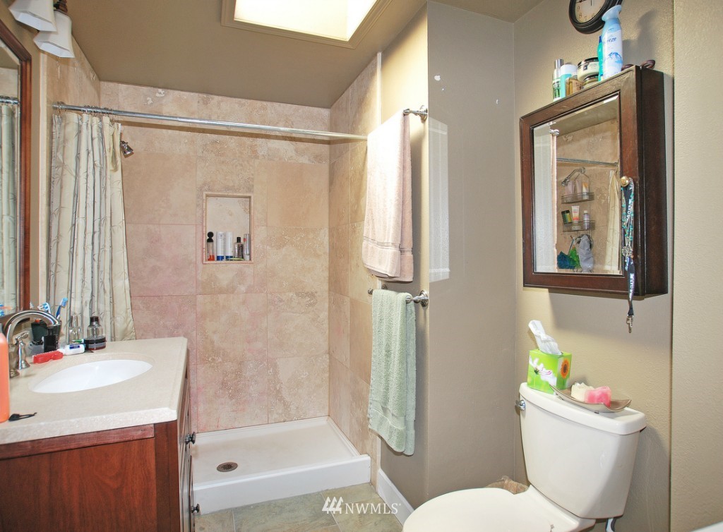 23531 2nd Avenue West Bothell, WA 98021 - Photo 8 of 10