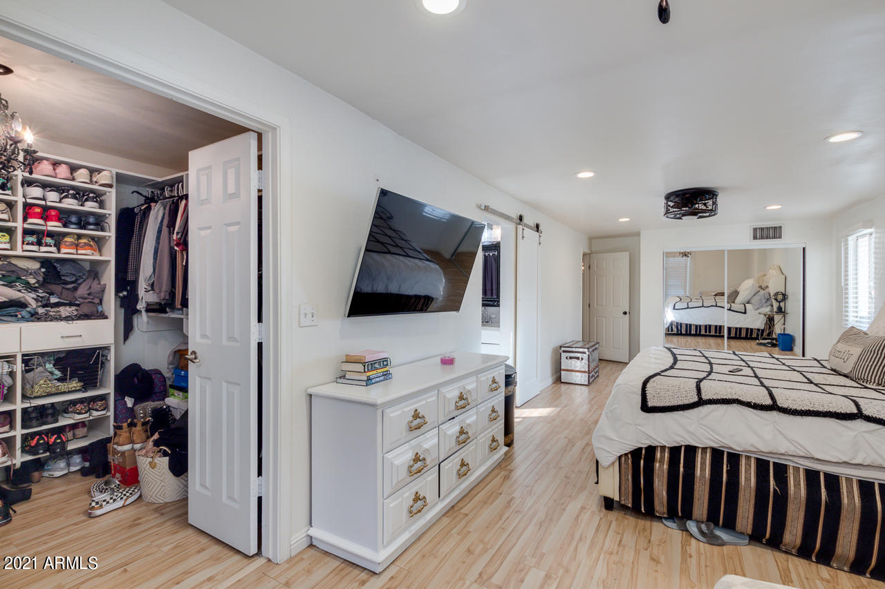 902 West Roma Avenue Phoenix, AZ 85013 - Photo 14 of 33 22-Roma