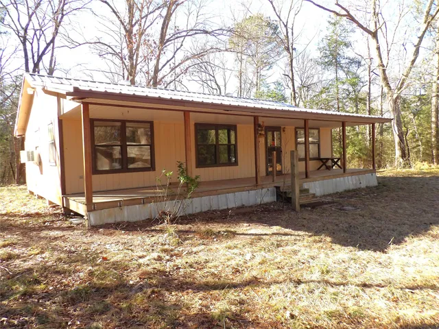 $289,000 | 16590 Highway 21, Grapeland, TX 75844