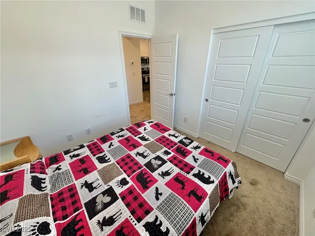 $2,200 | 20 Barbara Lane, Unit 35, Las Vegas, NV 89183