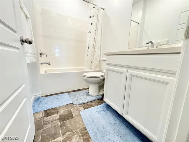 $2,200 | 20 Barbara Lane, Unit 35, Las Vegas, NV 89183