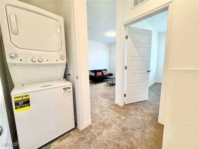 $2,200 | 20 Barbara Lane, Unit 35, Las Vegas, NV 89183