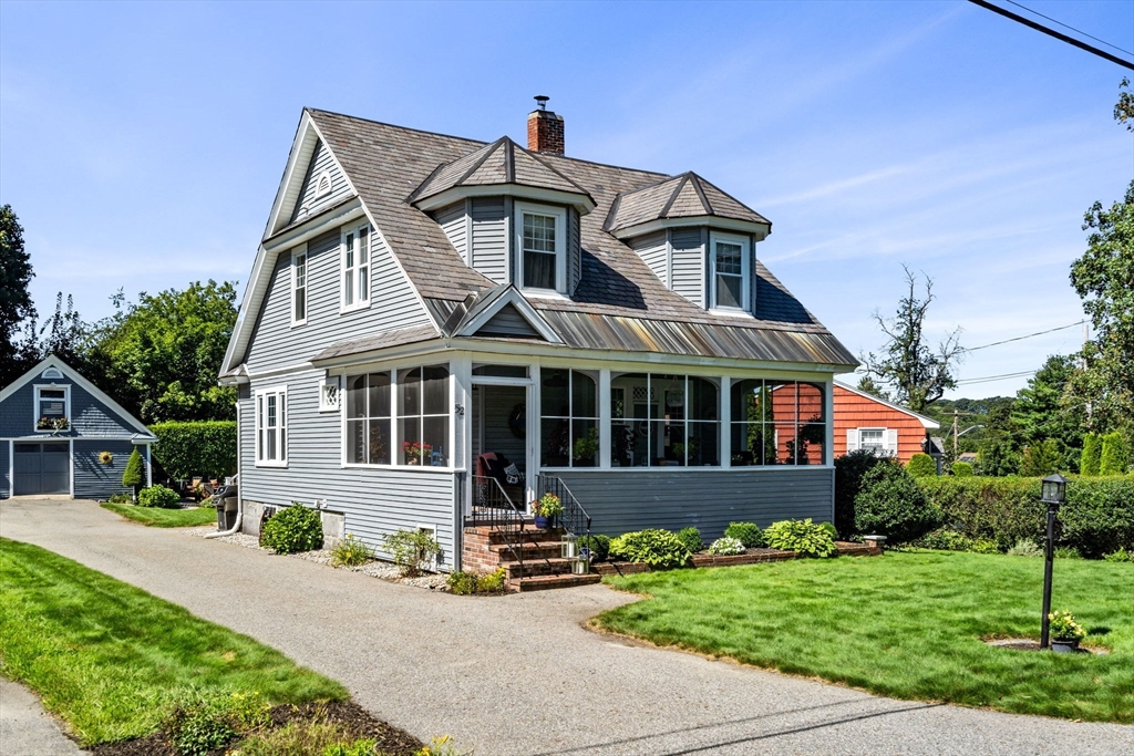 52 Rivercliff Road Lowell, MA 01852 - Photo 1 of 42 Gallery Image 1