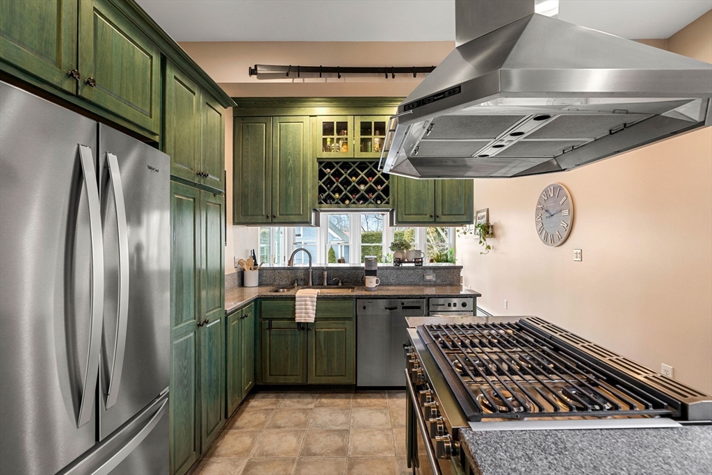 52 Rivercliff Road Lowell, MA 01852 - Photo 17 of 42 Gallery Image 17