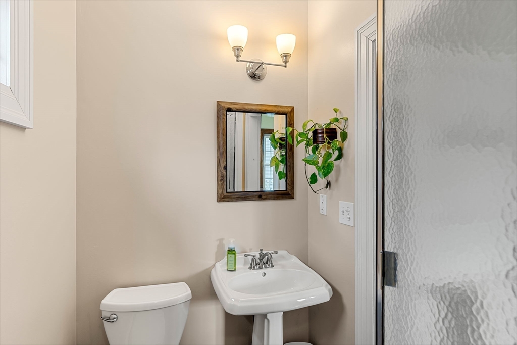 52 Rivercliff Road Lowell, MA 01852 - Photo 22 of 42 Gallery Image 22