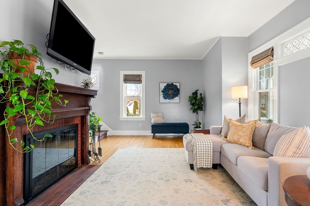 52 Rivercliff Road Lowell, MA 01852 - Photo 6 of 42 Gallery Image 6