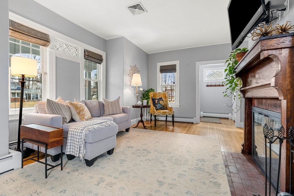 52 Rivercliff Road Lowell, MA 01852 - Photo 8 of 42 Gallery Image 8
