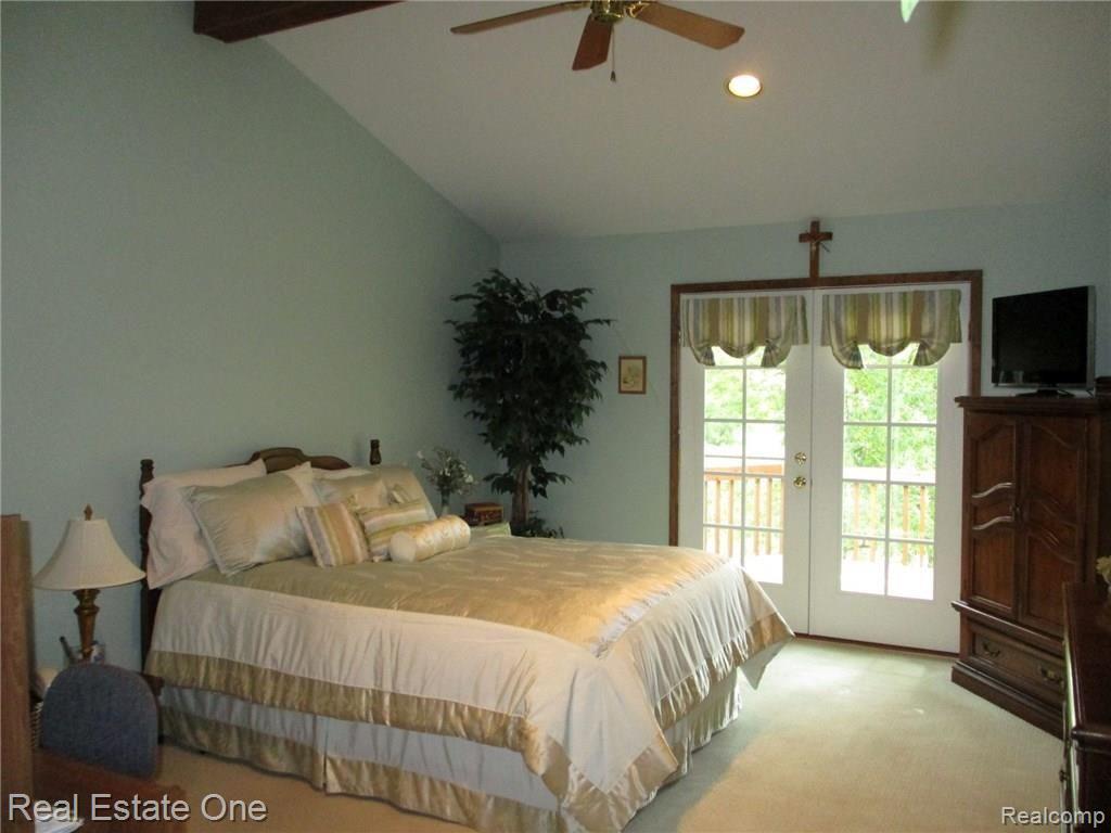 1991 Edgemont Court Rochester Hills, MI 48306 - Photo 23 of 57