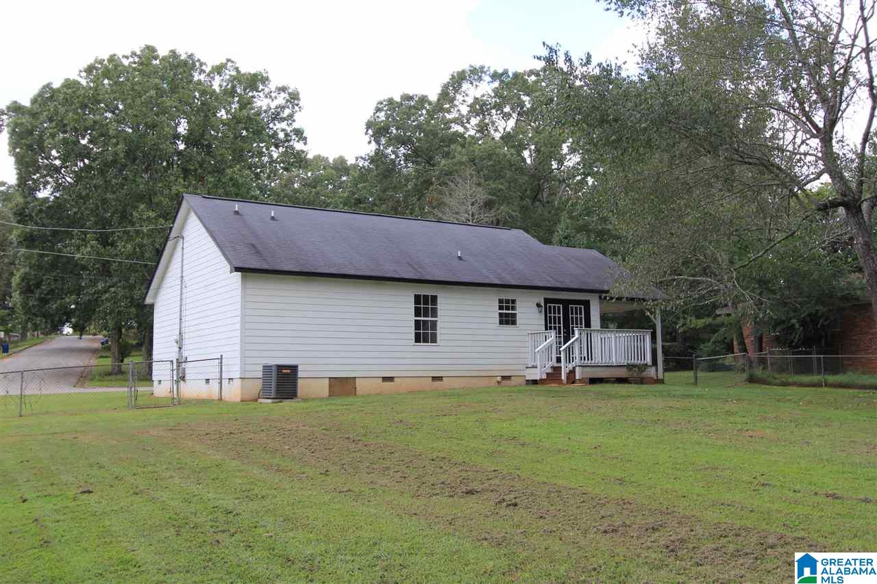 1409 Valley Place Anniston, AL 36207 - Photo 14 of 50