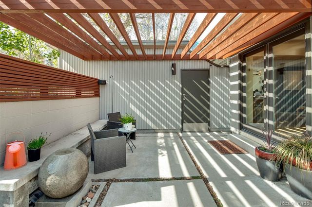 a view of outdoor space