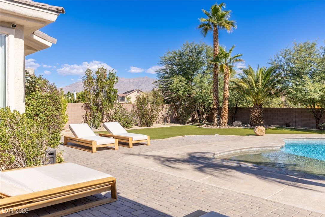 7304 North Buttons Ridge Drive Las Vegas, NV 89131 - Photo 63 of 92