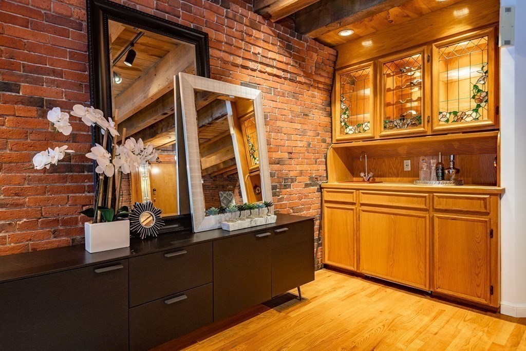 112 Fulton Street, Unit 1A Boston, MA 02109 - Photo 8 of 17