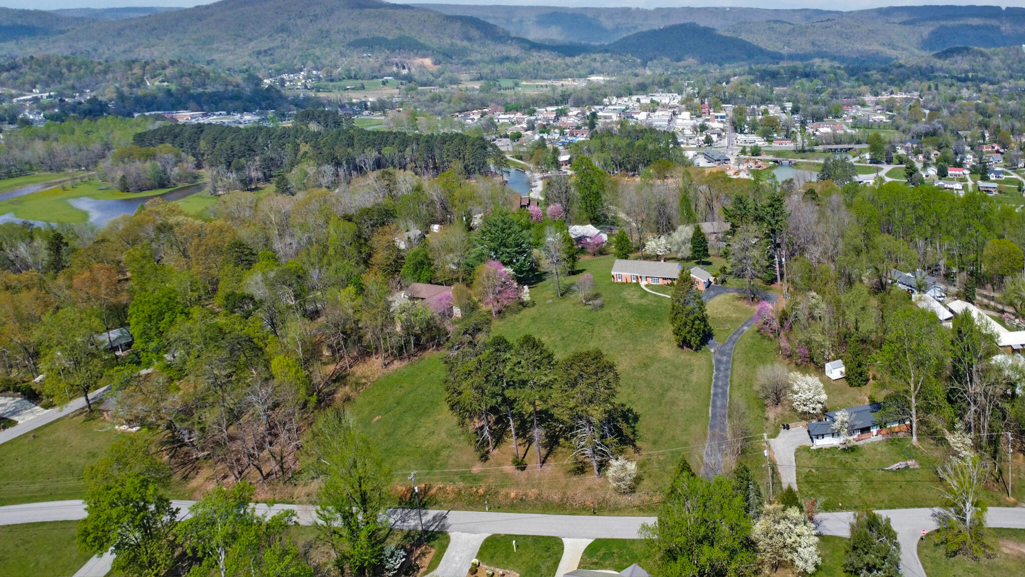 903 Edgewater Street Dayton, TN 37321 - Photo 24 of 38 dji_0853-dji_0855