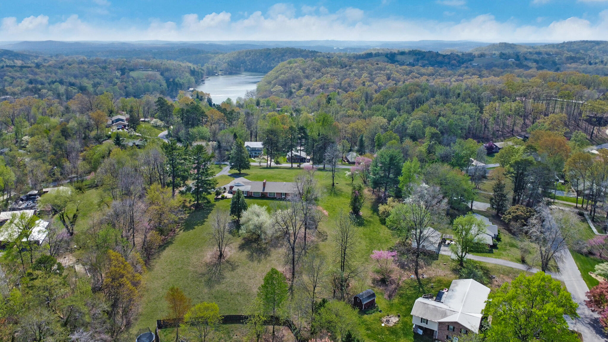 903 Edgewater Street Dayton, TN 37321 - Photo 33 of 38 dji_0880-dji_0882