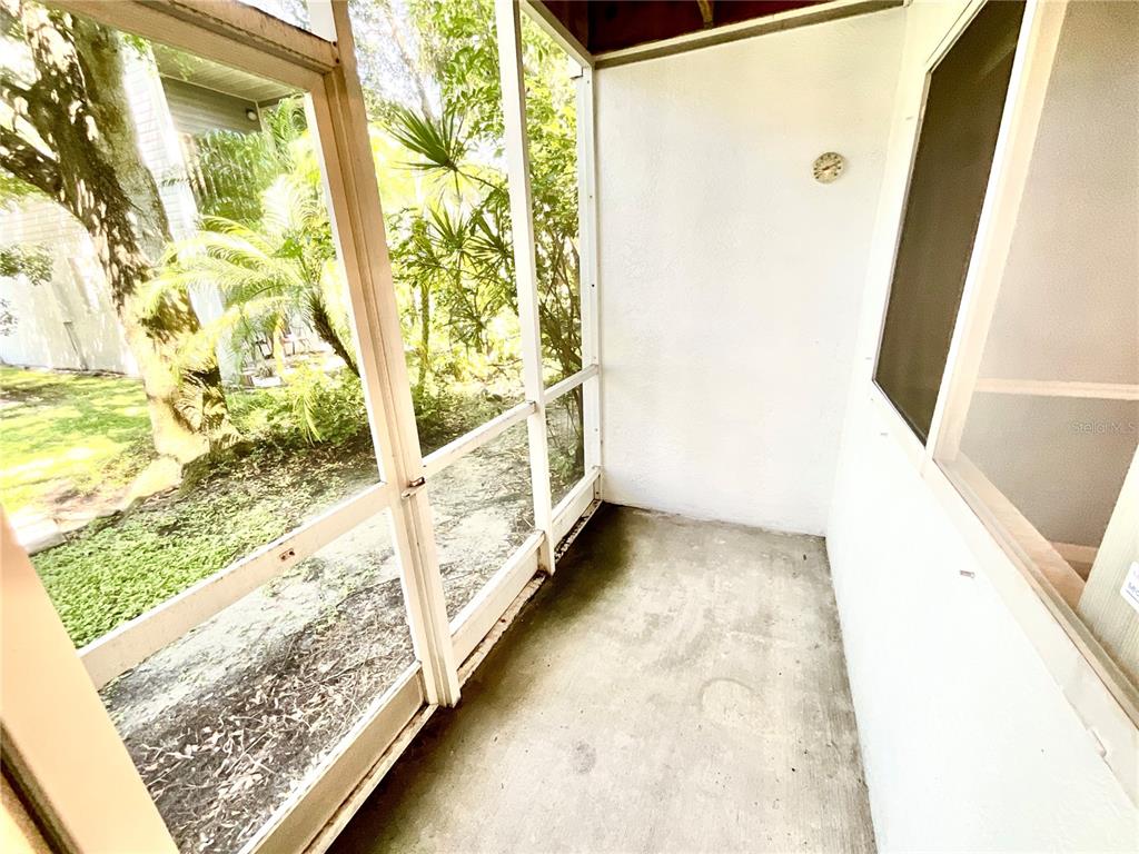 9211 Jake's Path Largo, FL 33771 - Photo 12 of 40