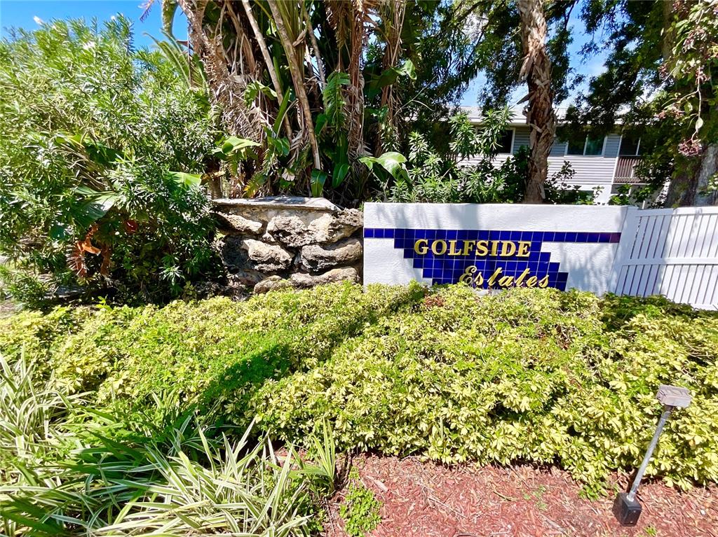 9211 Jake's Path Largo, FL 33771 - Photo 2 of 40