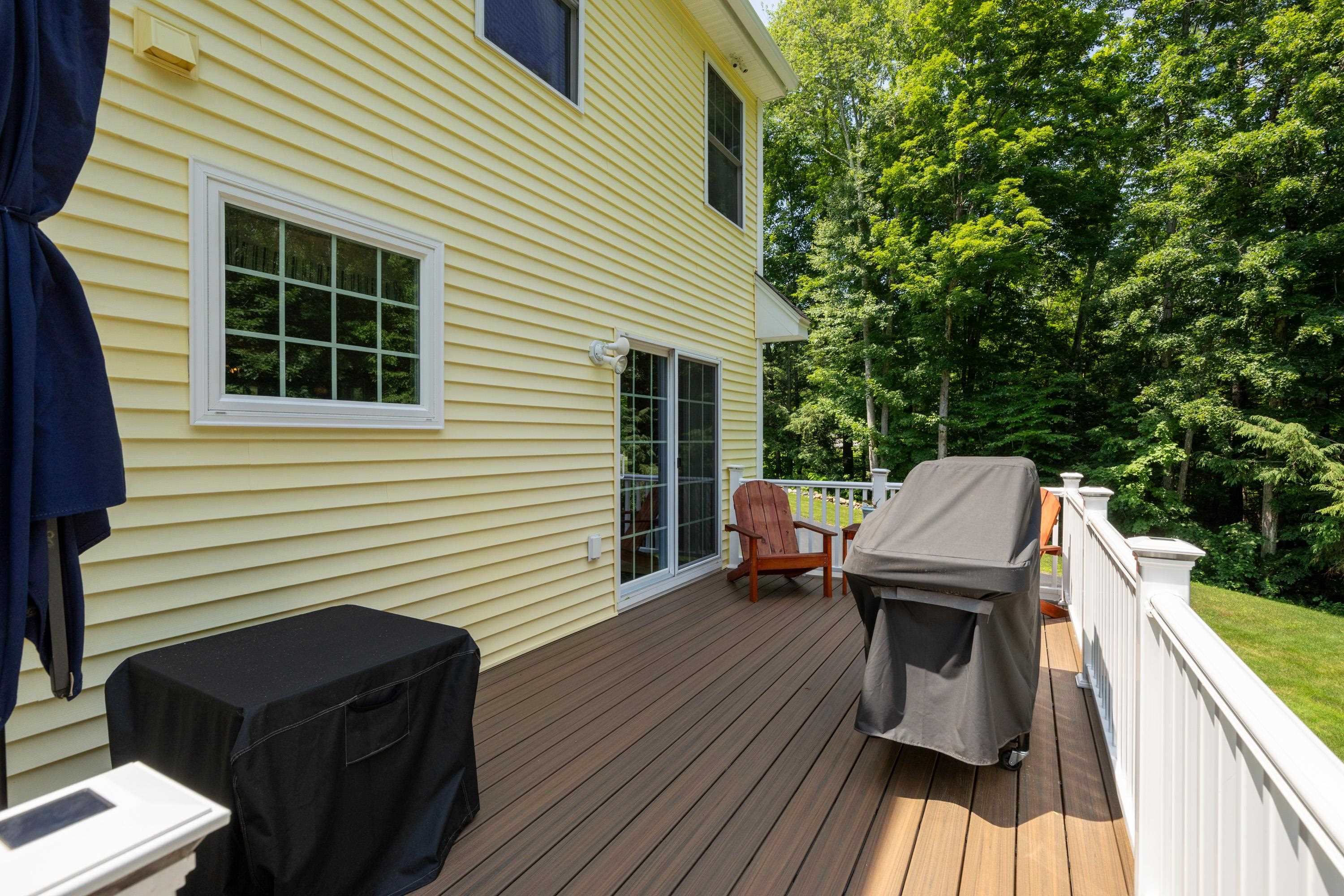 33 Cider Street Epping, NH 03042 - Photo 5 of 49