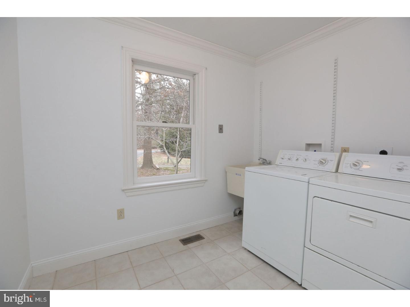111 Grandview Road Downingtown, PA 19335 - Photo 16 of 25 Gallery Image 16