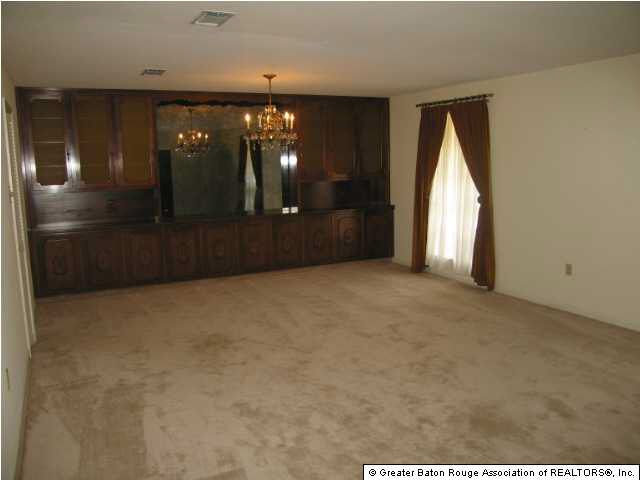 10634 Effringham Avenue Baton Rouge, LA 70815 - Photo 2 of 12 Gallery Image 2