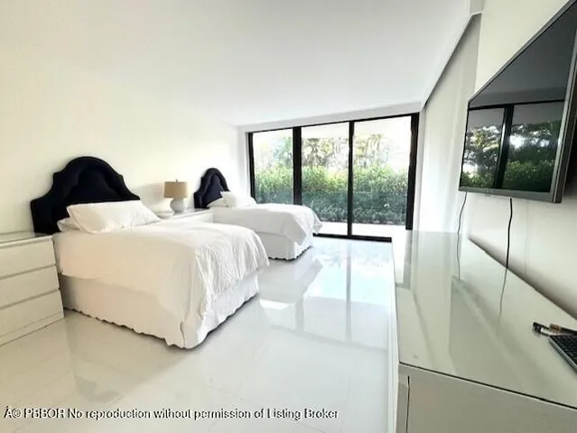 $18,000 | 2580 South Ocean Boulevard, Unit 1A1, Palm Beach, FL 33480