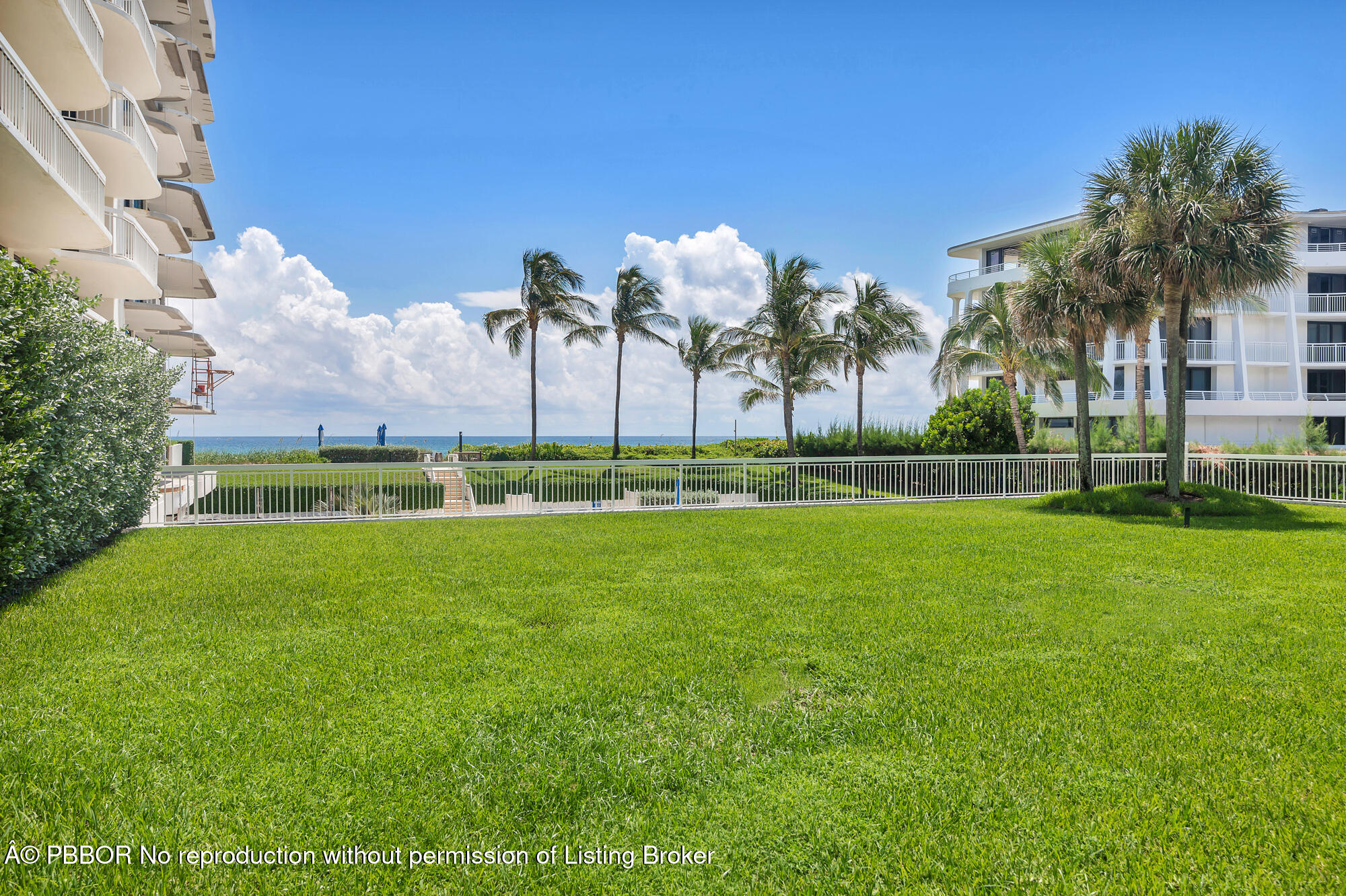 2580 South Ocean Boulevard, Unit 1A1 Palm Beach, FL 33480 - Photo 18 of 24 a view of a park