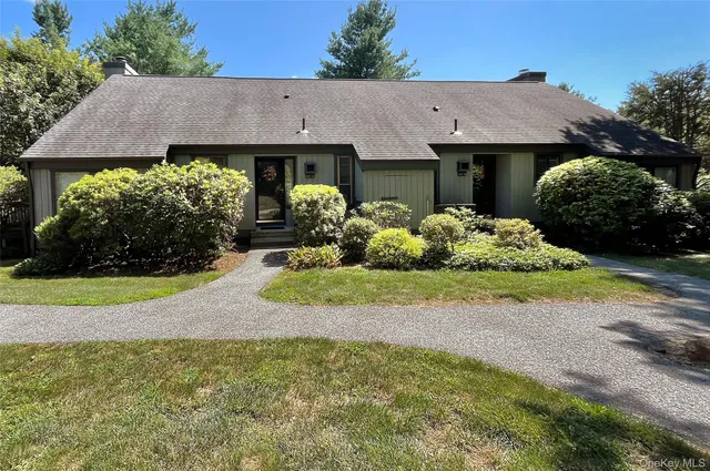$380,000 | 247 Heritage Hills, Unit A, Somers, NY 10589