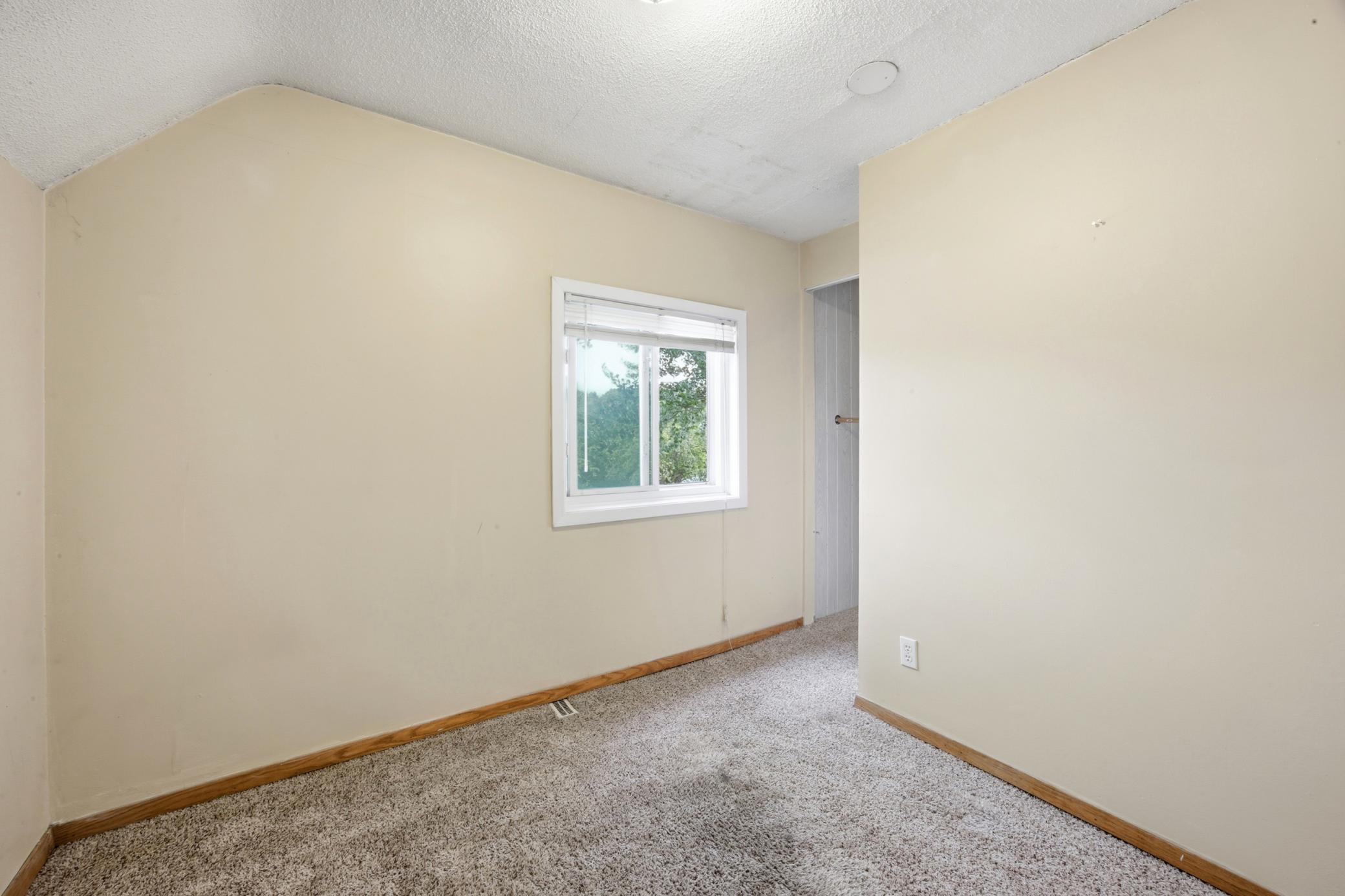 1306 18th Street South Fargo, ND 58103 - Photo 11 of 26