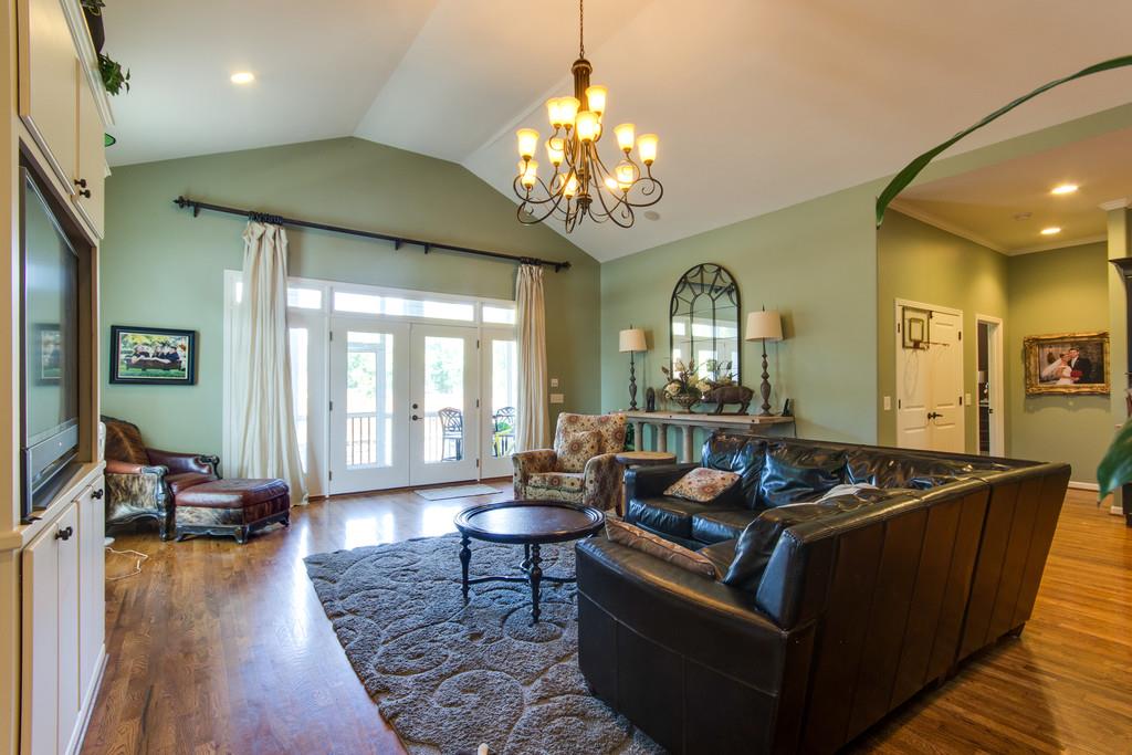 227 Old Peytonsville Road Franklin, TN 37064 - Photo 11 of 30 Gallery Image 11