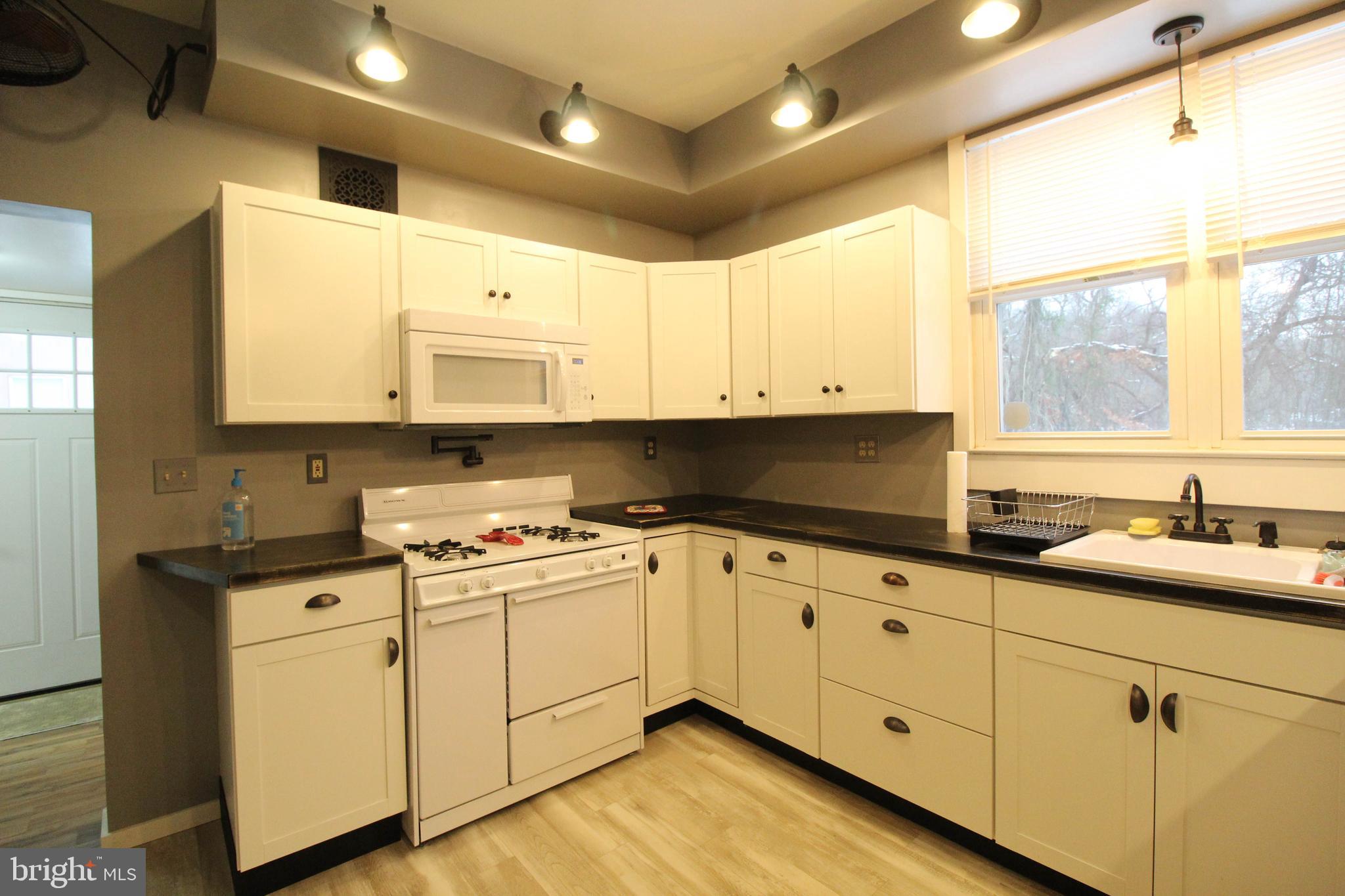 5605 Hawthorne Road La Plata, MD 20646 - Photo 11 of 38 Gallery Image 11