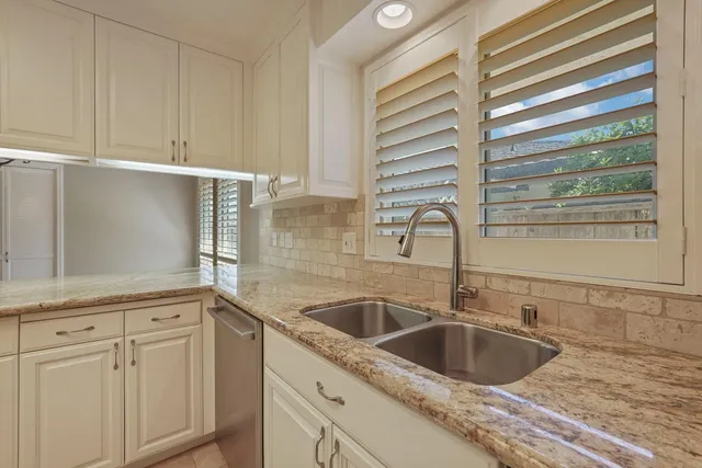 $699,000 | 835 Kramer Drive, Lodi, CA 95242