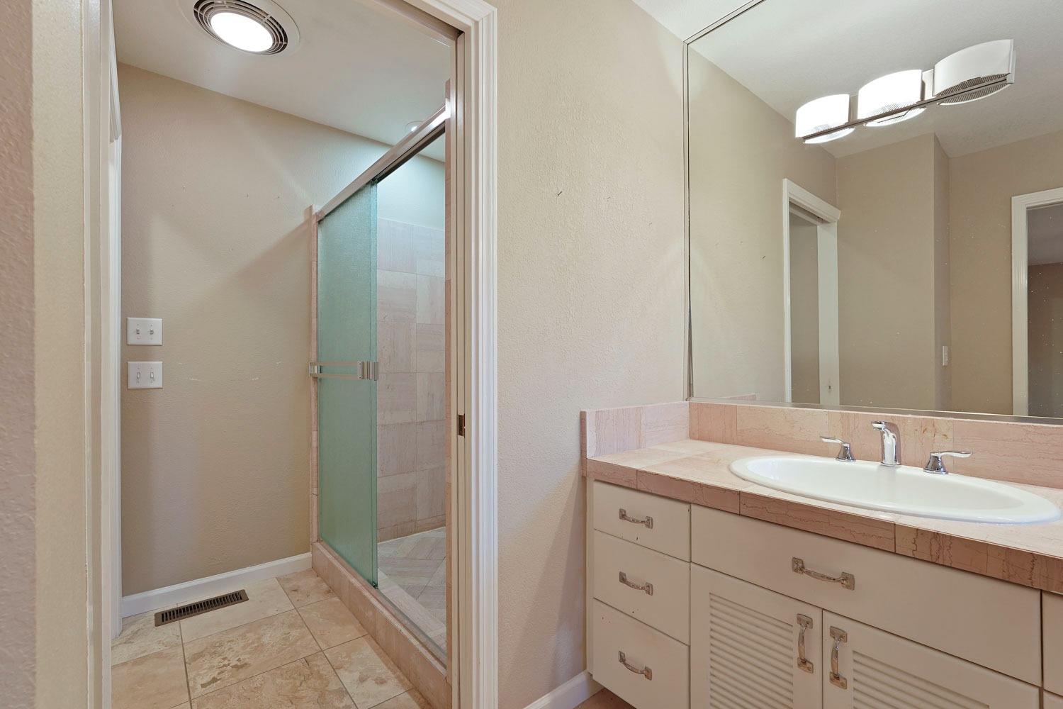 835 Kramer Drive Lodi, CA 95242 - Photo 38 of 49