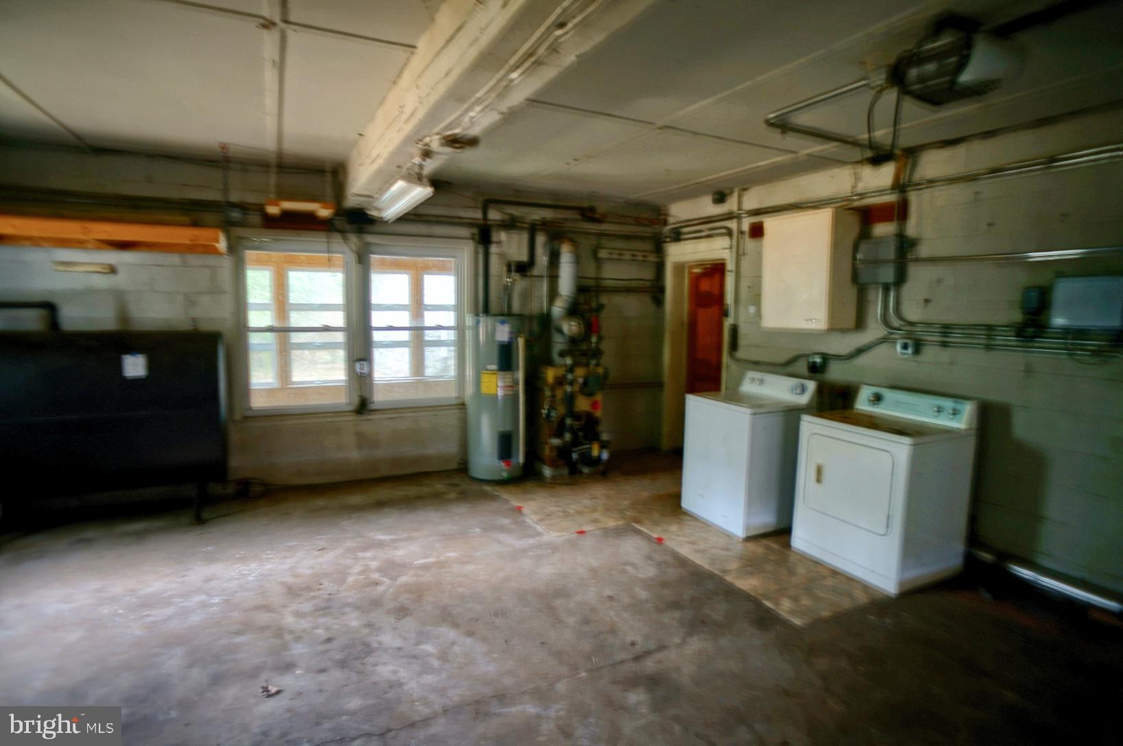 400 Summit Road New Cumberland, PA 17070 - Photo 10 of 21 Gallery Image 10